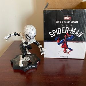 2019 Brooklyn nets spider-Man bobble head